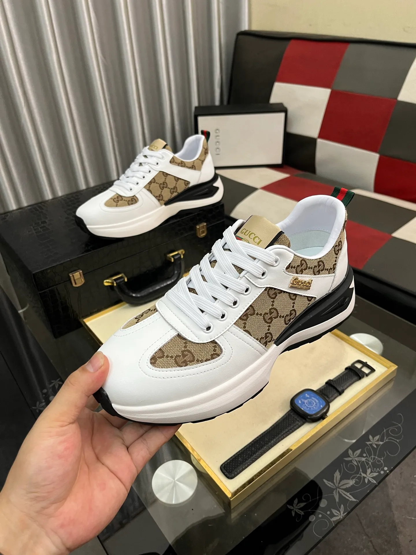 Men's Men's Shoes💰458⌚️⌚️[GUCCI] Gucci men's casual shoes are absolutely popular🔥The ultimate matching item for trendy men! The charm of super texture is irresistible, the main recommendation, the flower leather color is bright! The upper is made of high-quality brand printed fabric with cowhide, breathable leather lining and wear-resistant rubber sole, noble and elegant! Extremely comfortable🎁🎁You can be as handsome as you want💪 38-444️⃣colors available